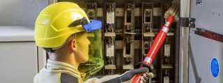Arbeiten unter Spannung