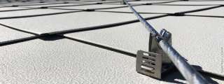 DEHNgrip Dachleitungshalter für Metall, Bitumen, PREFA