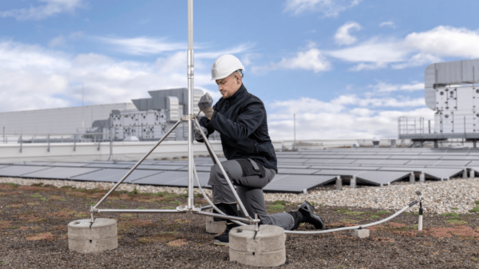 Nouveau conducteur de descente isolé HVI light plus pour système de protection externe contre la foudre, sécurité électrique des bâtiments, installateur électricien paratonnerre sur toiture