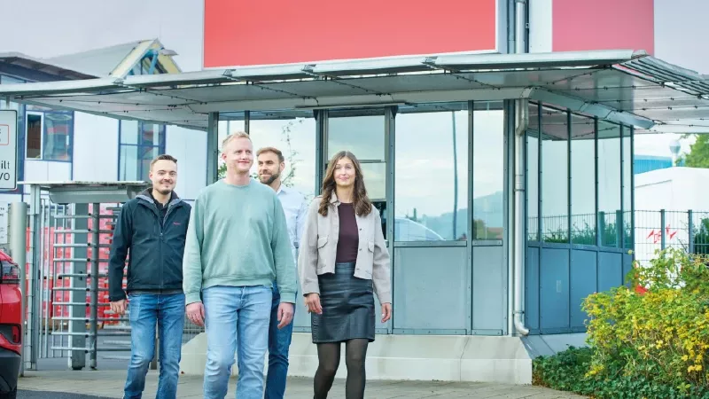 group of employees at DEHN