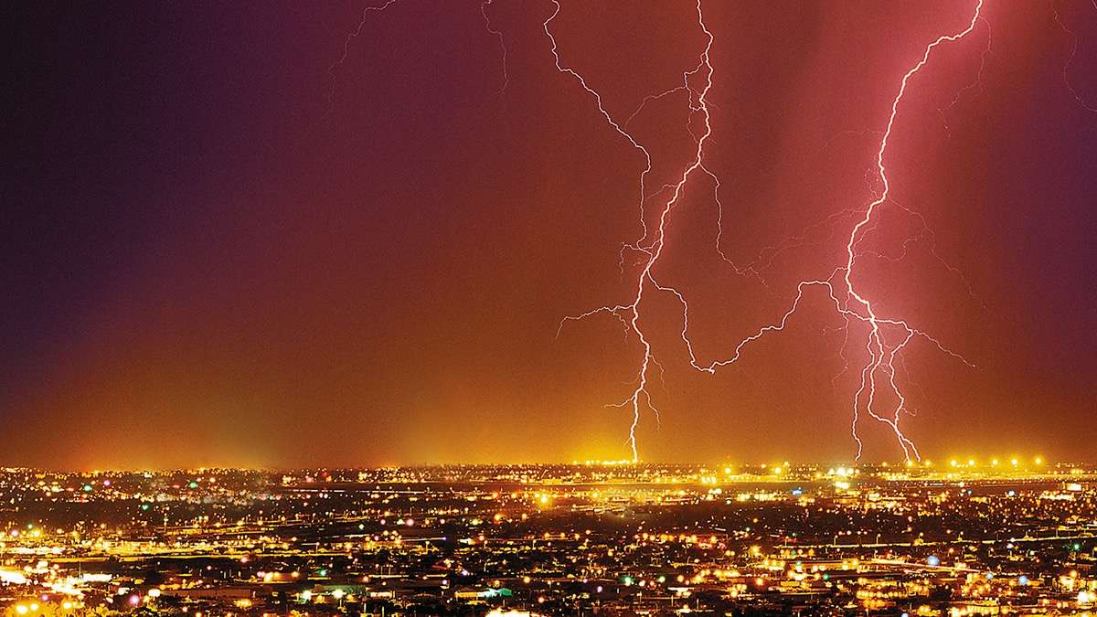 lightning strike lightning strike